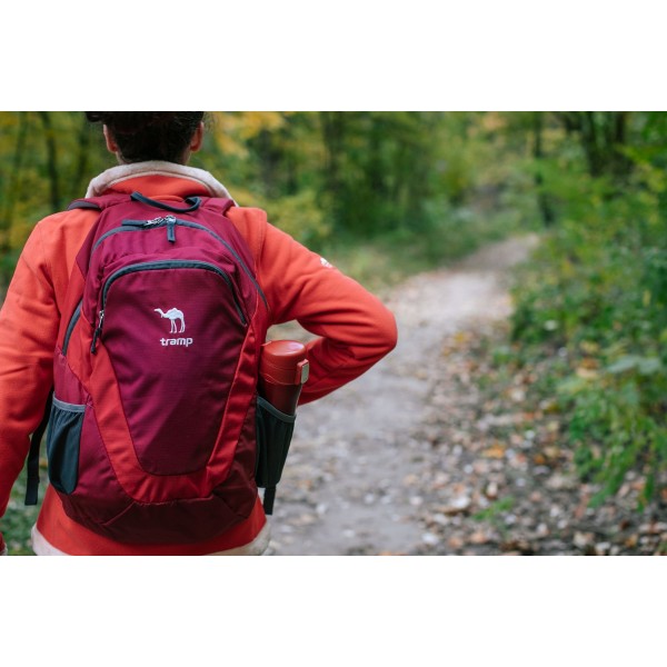 Рюкзак міський Tramp City 22 л TRP-022 Червоний