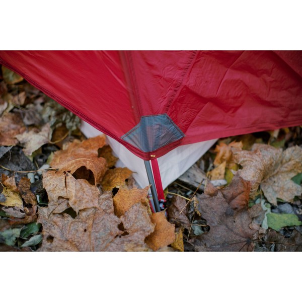 Намет Tramp Cloud 2 Si TRT-092-red червоний