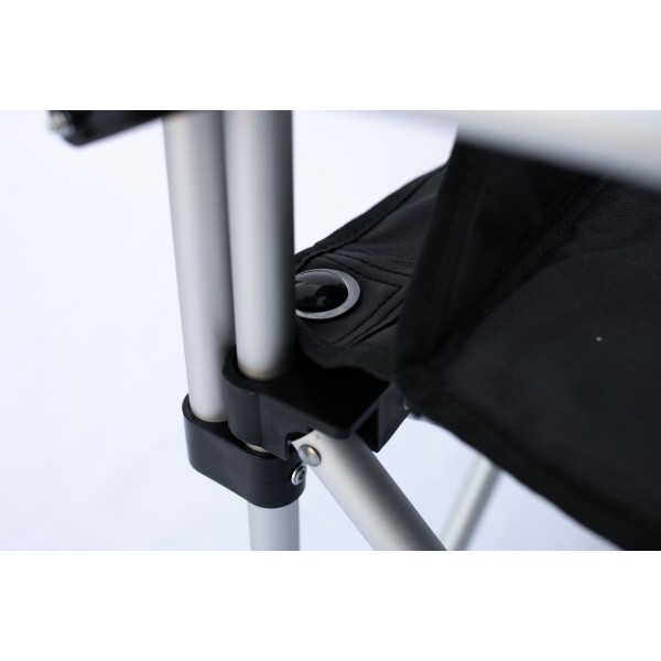 Крісло розкладне Tramp з ущільненої спинкою і жорсткими підлокітниками TRF-004